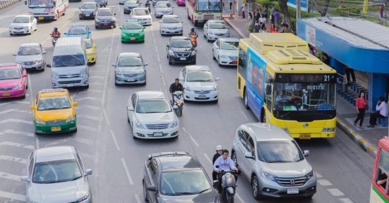 New Traffic Law Requires All Passengers In Vehicles To Wear Seat Belts