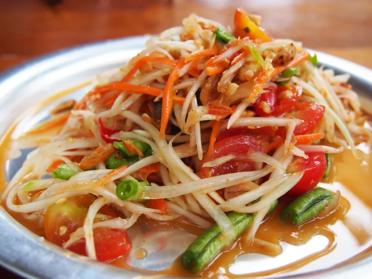 Thailand’s Som Tam Voted 6th Best Salad In The World