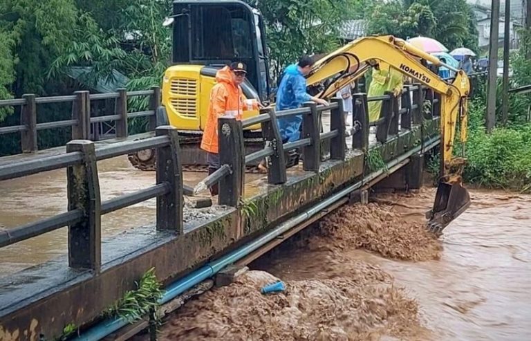 Thundershowers, Winds, Rain, And Floods Expected In Thailand