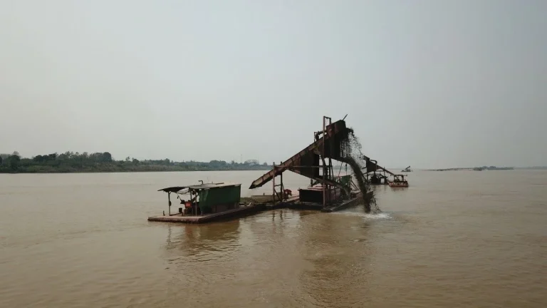 Harbour Hubbub: Nakhon Phanom Office Sinks In Sand Scandal, Draining Thai Govt’s Revenue