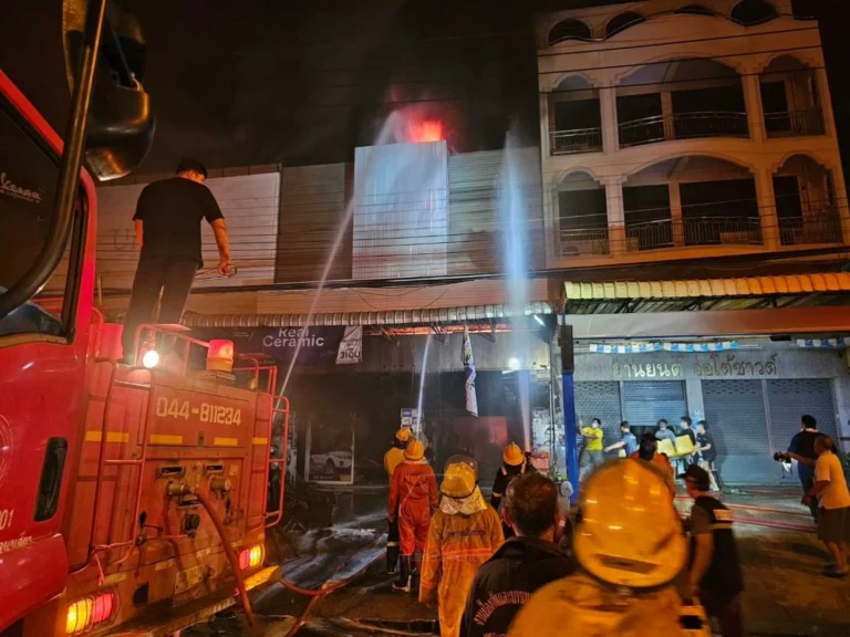 Chaiyaphum Auto Shop Suffers 10m Baht Fire Damage, Electrical Fault Suspected
