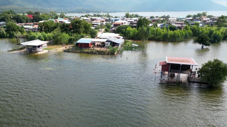 Dam-Burst Drama: Rising Water Levels Khon Kaen Residents On The Brink