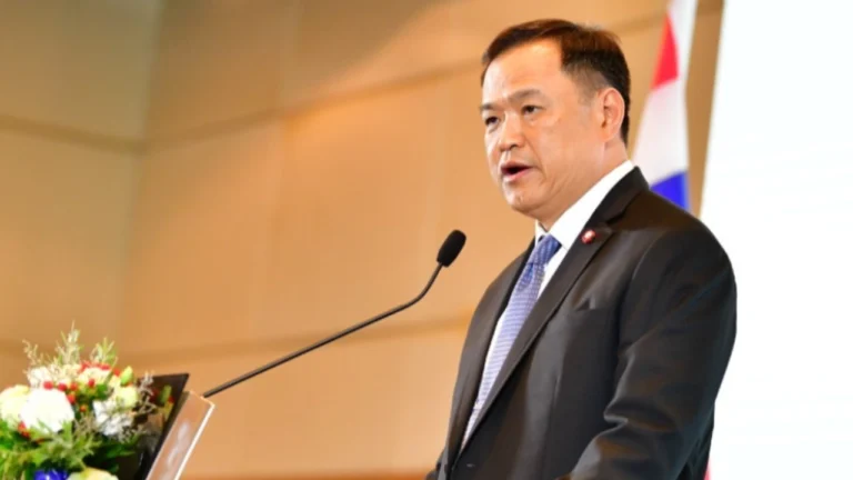 Thailand’s Interior aminister Halts Gun License issuance For a Year